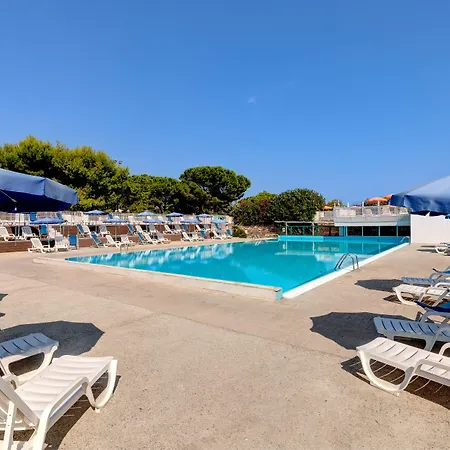 Porto Giardino - Cdshotels 4* モノーポリ